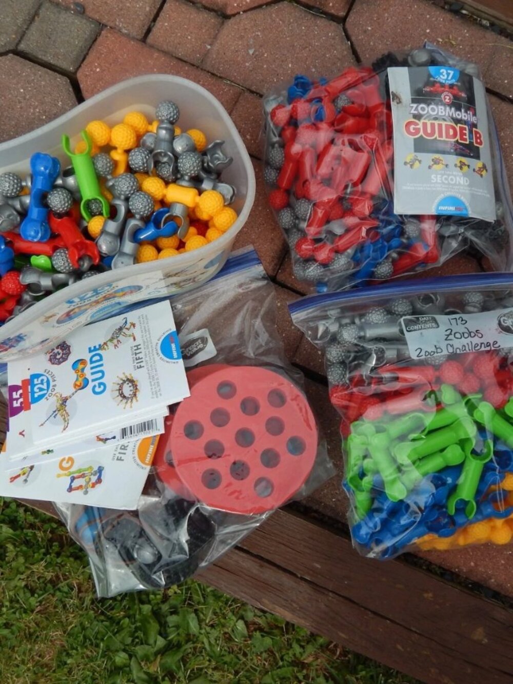 ZOOB Building Toy Lot Pieces Bulk Mixed Colors STEM Construction Set & Challenge